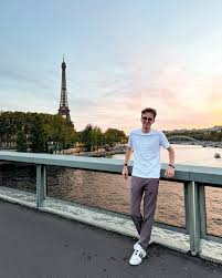 Mark Vasilyev (@themarkvasilyev) • Instagram photos and videos