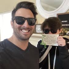 Amy Freeman and Frankie Navarro's Wedding Website