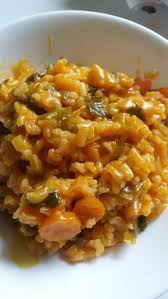 Le Riz Aux Poireaux Pirasa Est Un Plat Tres Simple A Base De Riz Et De Legumes Ideal Pour Accompagner V Recettes De Cuisine Cuisine Vegetarienne Plat Legume