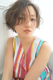 印象は前髪で変わる 前髪チェンジでイメチェンしちゃおう hair ショートのヘアスタイル ショートヘア 四角顔 髪型