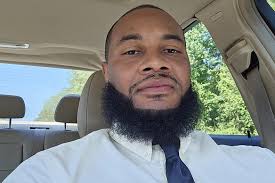 Steve Perkins's Instagram, Twitter & Facebook