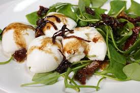 Wordpress Com In 2020 Karamellisierte Zwiebeln Wintersalat Fingerfood