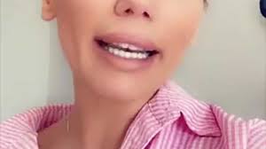 Manon marsault, la star des marseillais compte repasser sur le billard pour de nouvelles interventions de chirurgie esthétique après son accouchement. Manon Marsault Lmac Accro A La Chirurgie Esthetique Elle Se Devoile Adolescente Et Pousse Un Coup De Gueule