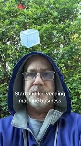 Eric Nix's Instagram, Twitter & Facebook