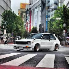 classic madness on instagram starlet toyota japan kp61 retrogarage japan トヨタ 車 名車 トヨタ