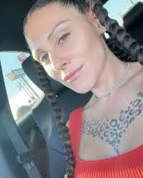 Ashley Wickstrom's Instagram, Twitter & Facebook