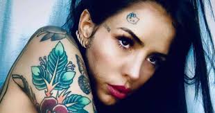 En los últimos años, candelaria tinelli fue tomando protagonismo en los medios de la mano de un estilo muy. Candelaria Tinelli Necesito Urgente A Mi Team De Belleza Soy Un Cuco