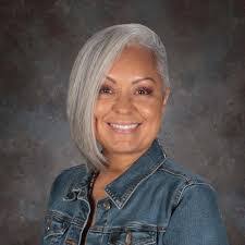 Ellen Hoff's Instagram, Twitter & Facebook