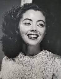 Dorothy Howe's Instagram, Twitter & Facebook