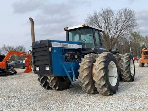 Ford 876 Tractor