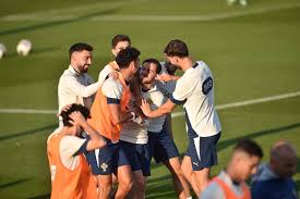 A Bola - News update