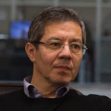 Webinar: Comunicar em Contexto de Mudança: Recuperar a Confiança no SNS by  Webinar Hosting