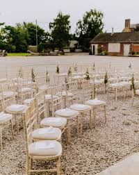 Rankin family mairi's wedding lyrics & video : Alternative Wedding Readings Try These 10 Romantic Songs