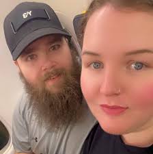 Hi! I never asked this in fb before, but any fellow vtubers wants to share  their platform so we can support each other? I hope this type of post is  okay. I