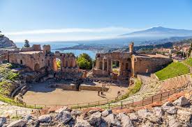 Via taormina, messina · 5 locali · 5 camere · 2 bagni · appartamento. 12 Tipps Fur Einen Perfekten Tag In Taormina Wofur Ist Taormina Bekannt Go