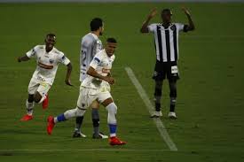 Lucas crispim jogou a bola para dentro da área, éderson dominou e igor torres mandou para o gol. Vasco X Fortaleza Como Assistir Ao Vivo Esse Grande Jogo Do Campeonato Brasileiro Bolavip Brasil