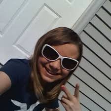 Keeley Hill (@Keeley142)