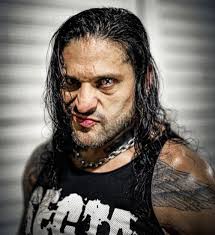 Cibernético anunció oficialmente su retiro de la lucha libre el cual se  encuentra más cerca de lo esperado. Así mismo, dio a conocer que no hará  una "gira de retiro" pues el