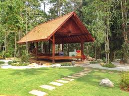 thai pavilion roof made by baked clay pavilion knockdownhome knockdown home homedecor woodsworking woods thaistyle thailand thaihome bakedclay construc garten