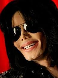 Michael Jackson abusou de nós centenas de vezes"