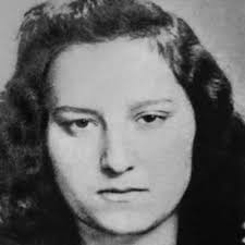 Sju liv : Sveriges museum om Förintelsen: Amazon.fr: Livres