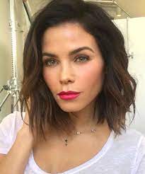 26 Excellent Shaggy Bob Hairstyles 2019 For Your Distinctive Style Hair And Comb Celebrity Short Hair Short Hair Styles Short Hair Balayage