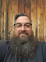 28 He/Him Professional Native Musician looking for Housing Accommodations.  Area of interest