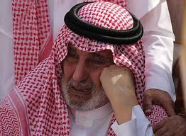 متروك، فالحاصل أن الحديث ضعيف من طريقيه. ÙˆÙØ§Ø© Ø§Ù„Ø£Ù…ÙŠØ± Ø¨Ù†Ø¯Ø± Ø¨Ù† ÙÙŠØµÙ„ Ø¨Ù† Ø¹Ø¨Ø¯ Ø§Ù„Ø¹Ø²ÙŠØ² Ø¢Ù„ Ø³Ø¹ÙˆØ¯