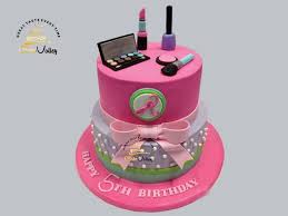 Your baby can just smash the cake. Makeup Themed Birthday Cakes For Girls Online Cake Order And Delivery In Lahore Customize Fondant Cakes