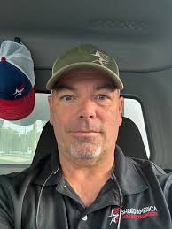 🎂 Wishing a very Happy Birthday to Billy Beck! 🚛 Billy is one of our rock  star CSRs in Florida. ❤️ We are thankful for all you do, Billy! Please help  us