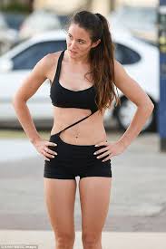 What is taylor ashley murphy's middle name? Former My Kitchen Rules Star Lynzey Murphy Shows Off Her Washboard Abs In North Bondi Daily Mail Online