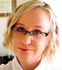 Do I look masculine?