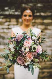 Overseeing wedding ideas' online presence, ruby covers everything from bridal fashion and beauty. Wedding Flowers For Autumn How To Use In Your Autumn Wedding Wedding Flowers Wedding Bouquets Autumn Wedding