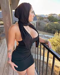 Who is Yinyleon? Inside the Life of the Internet Star