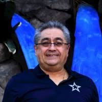 El estratega colombiano no podrá ser parte de la pretemporada camarata. Santiago Escobar General Manager Ihop Linkedin