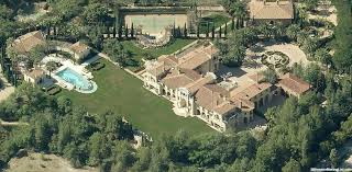Beautiful Mansion In Beverly Park Area Of Beverly Hills Our Favorite Billionaire Mansion Celebrity Mansions Beverly Park Beach Mansion