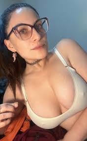 TW Pornstars - Den Yanine 𐕣🍉. Twitter. Díganme cosas duras…. 2:05 PM - 23  Jan 2023