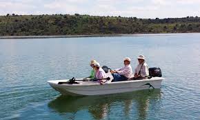 The bass baby is a two man fishing boat that offers fishermen and women a durable and long lasting two person boat. Enjoy Fishing With Friends And Family On This 4 Persons Jon Boat In Alangel Spain Getmyboat