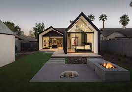 When you renovate a house, what comes first? In Phoenix A Renovation Adds A Sleek Expansion To A Historic House