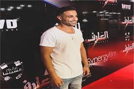 فيلم العارف من تأليف محمد سيد بشير، إنتاج سينرجي، إخراج أحمد علاء الديب، بطولة أحمد عز، أحمد فهمي، محمود حميدة، كارمن بصيبص، مصطفى خاطر وحازم إيهاب. Edfudi78vopppm