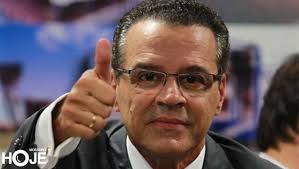 Resultado de imagem para RETRATO DE HENRIQUE ALVES