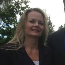 Shannon Halpin's Instagram, Twitter & Facebook