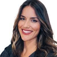 Josephine Pappas's Instagram, Twitter & Facebook