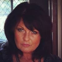 Smith boasts 13+ years of marketing leadership experience across strategy, digital, crm, consumer, events, and growth with a passion for building teams and driving business forward. Martina Smith Account Manager Kerastraight Ltd Linkedin