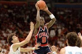 Son duel avec dominique wilkins durant le all star game 1988 à chicago reste comme l'un des grands moments de ce concours de dunks. Nba Les 6 Joueurs Avec Le Plus De Matches A 50 Points 2