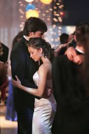 Prom Dresses In Pop Culture Smallville Lana Lang Smallville Kristin Kreuk Smallville