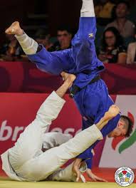 Tori takes a circular step backwards with the foot on the throwing side and turns away from uke. John Jayne Ijf Org