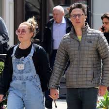 Madonna takes her 6 kids to dad silvio's vineyard to celebrate his 90th birthday: Florence Pugh Slams Abuse About Her Zach Braff S Age Difference E Online