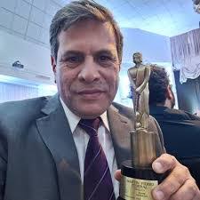 Victor Zelaya's Instagram, Twitter & Facebook