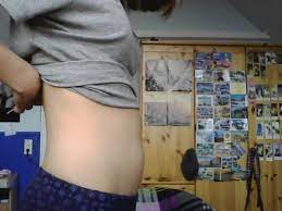 Dicker Bauch Geblaht Dick